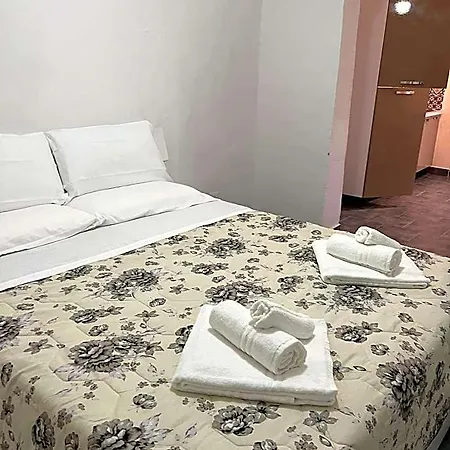 Palazzo Porta Apartahotel Procida
